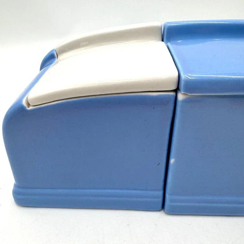 VTG The Hall China Co 3 Pc Coldspot Refrigerator Dishes & Lids container